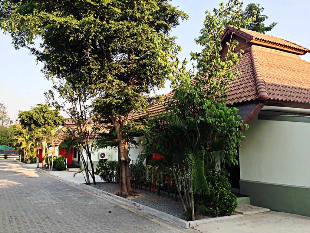 Nice Resort Pattaya Εξωτερικό φωτογραφία